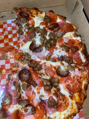 Meat E Original California Crust Pizza!