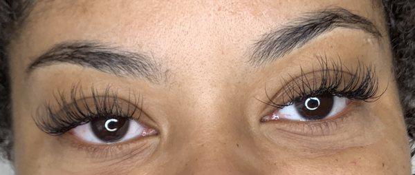 Long classic lashes