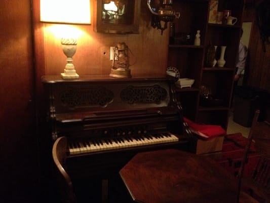 The old piano