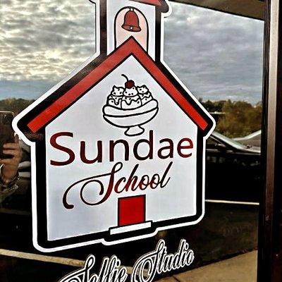 Looking for something fun and out of the ordinary to do?Visit Sundae School Selfie Studio Today! 
Walk-ins and Appointments available.