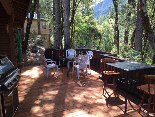 Deck overlooking the Yuba River and the Tahoe National Forest