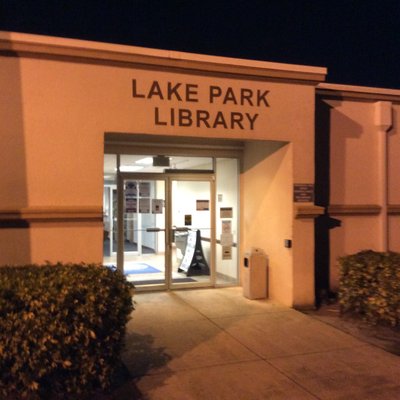 Lake Park Library