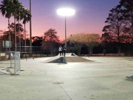 Beautiful sunset at Ross Norton skate park.