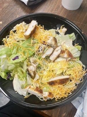 Grilled chicken salad