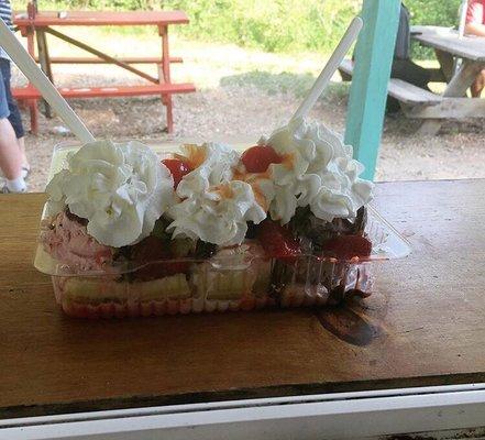 Traditional Banana Split!