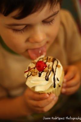 Banana Split Cupcake