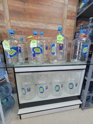 Best glass bottle prices in town!!
Glass available in half gallon, 1 gallon, 3 gallon and 5 gallon bottles!!