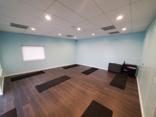 Extra space for yoga, pilates and private consults