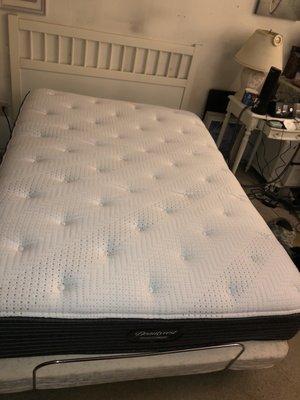 60 day old mattress firm mattress that the third party vendor delivery men refuse to exchange because it's lumpy and stained