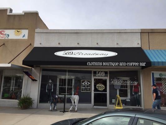 Custom awning for retail store in Nebraska