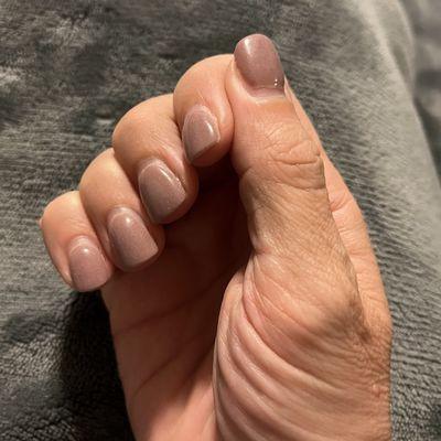 After 4 weeks growth, my nails are still stylish and STRONG!