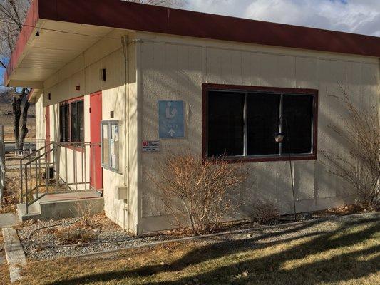 Library building adjacent elementary school