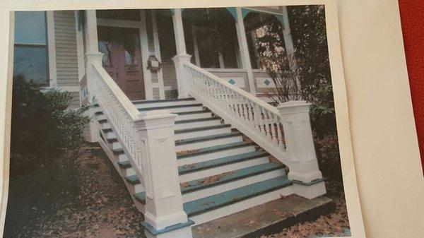 Belmont, MA. 100 year old home. This finished  " grand entry " staircase, represents many different skills.