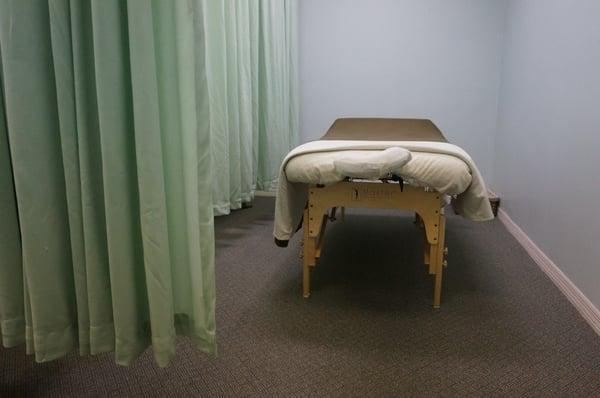 Health and Beauty Institute of America Massage Clinic
460 State Road 436 Suite #200
Casselberry, FL 32707
407-636-6361