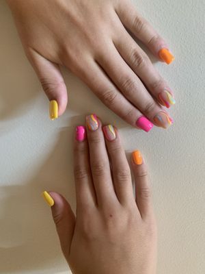 Neon summer nails