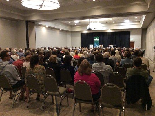 Fort Collins came out in force to meet Dan Abrams!