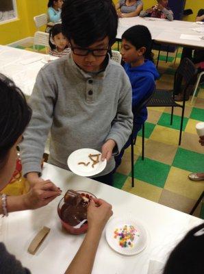 Holiday Cooking Lessons - Chocolate Pops