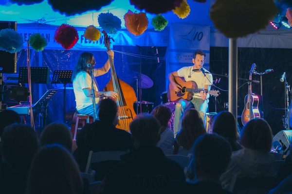 Dante Mazzetti playing the Sag Harbor American Music Festival at Marine Park