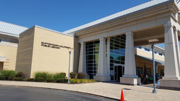 Beautiful new building which is very bright and spacious inside