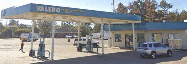 view of Earle's Valero gas station, facing eastward