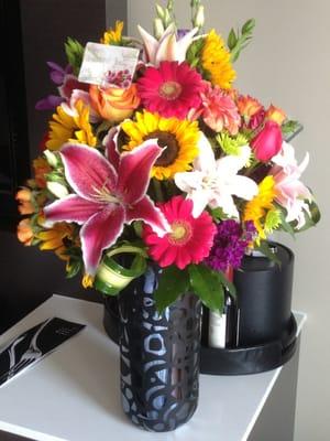 Excellent customer service and very responsive.  My wife loves her birthday flowers and chocolate.