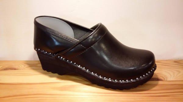 Troentorp Clogs, Blundstone, Arcopedico, Vintage