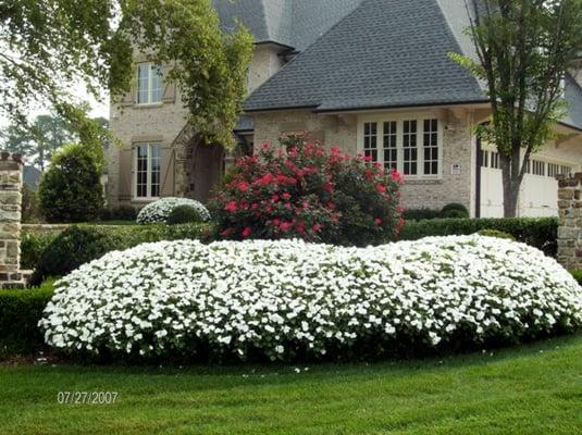 Beautiful entryways for homeowners associations