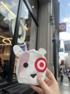 Finally got my hands on the adorable Target dog reusable shopping bag