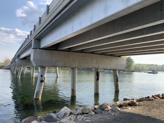 Walk under this bridge to connect to Wiggle Bridge