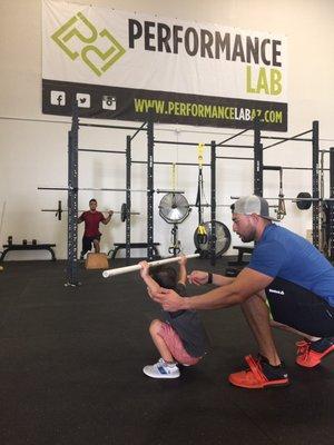 Even little ones come at workout at the lab