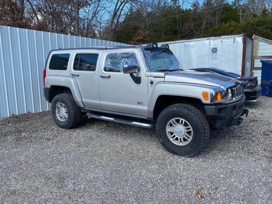 07 Hummer H3 auto parts available 636-479-4975