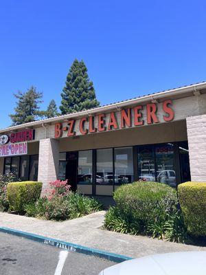 B-Z Dry Cleaners