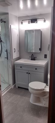 Remodeled main bathroom.