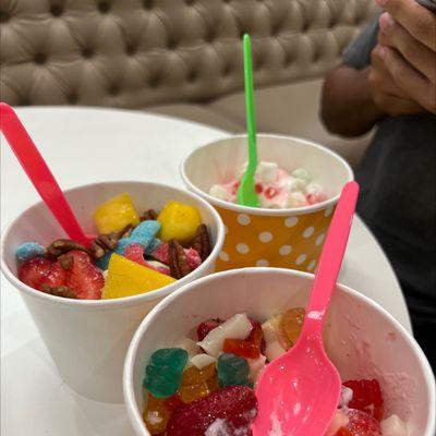 Frozen yogurt