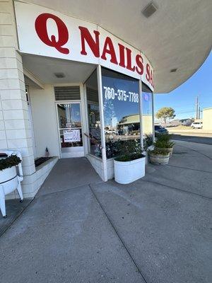 Q Nails Salon