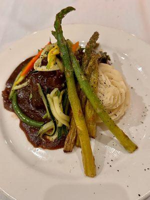 Meatloaf with mushroom bordelaise sauce, whipped potatoes, vegetable du jour (asparagus)