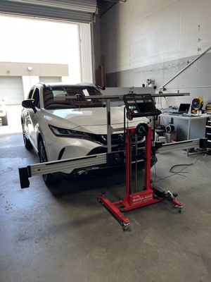 Windshield replacement and calibration on the new Toyota Venza.