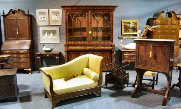 James Wm Lowery Fine Antiques & Arts