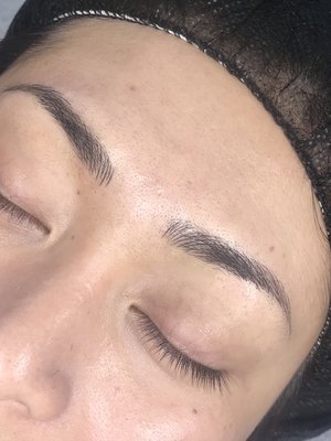 Take a close look at the hairline strokes created from microblading. Do they look natural or what?! So pleased with the outcome.