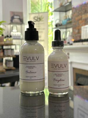 Evulv Beauty
All-natural organic ingredients, small-batch crafted in the US.