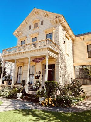 Harkey House 1874 Victorian Inn