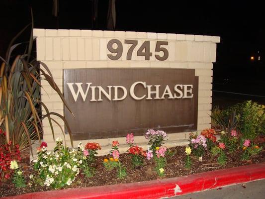 Wind Chase Apartments street sign