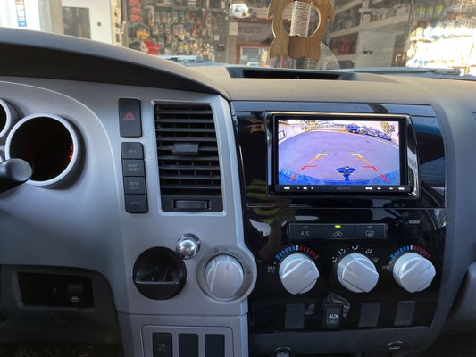 2007-2013 Toyota Tundra Apple CarPlay