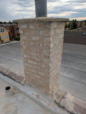 Tuckpointed chimney