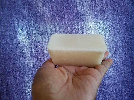 Cream Moisturizing Soap Luxurious lather! Coconut & Castor oils ensure a Delightfulz experience! 9 ounce size!