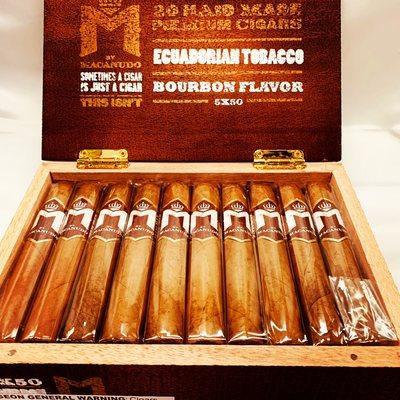 Macanudo M Bourbon cigars