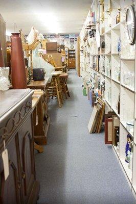 Daval's Used Furniture & Antiques