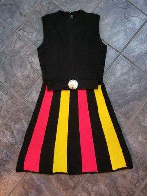 Vintage st. John knits color block