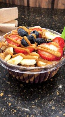 One of the best acai bowls I've had. Nicely proportioned.  Not overly sweet. Definitely will be back!