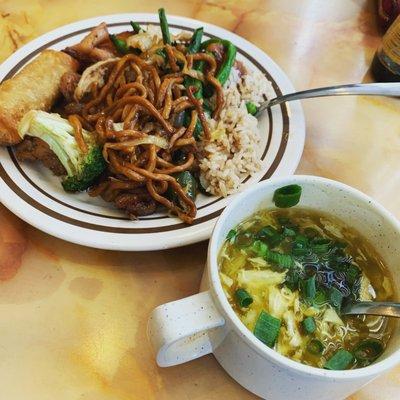 Lo mein, pork egg roll, fried rice, green beans, chicken & broccoli, chicken wing, black pepper chicken, egg drop soup